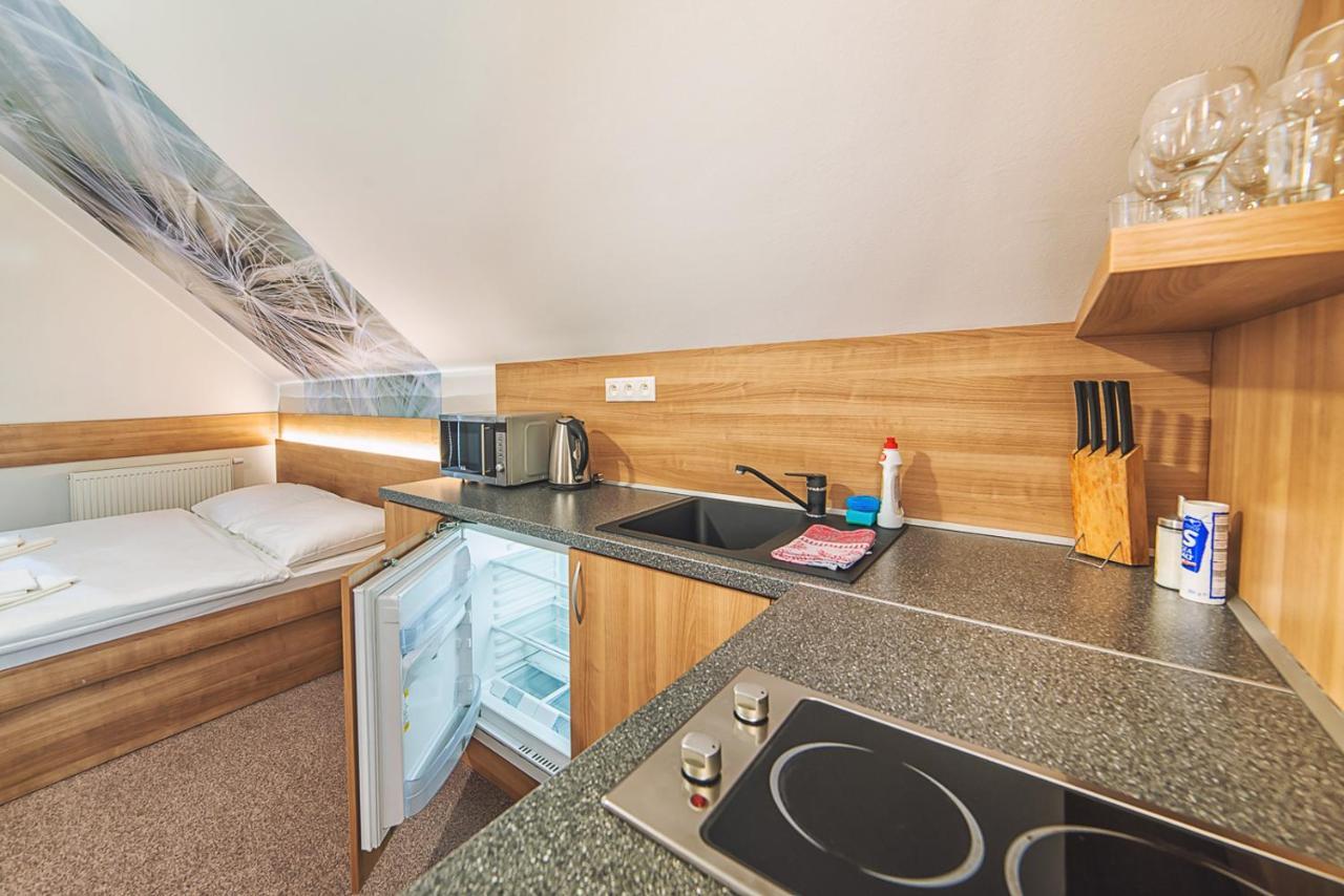 Apartmany Zaria Besenova Ngoại thất bức ảnh